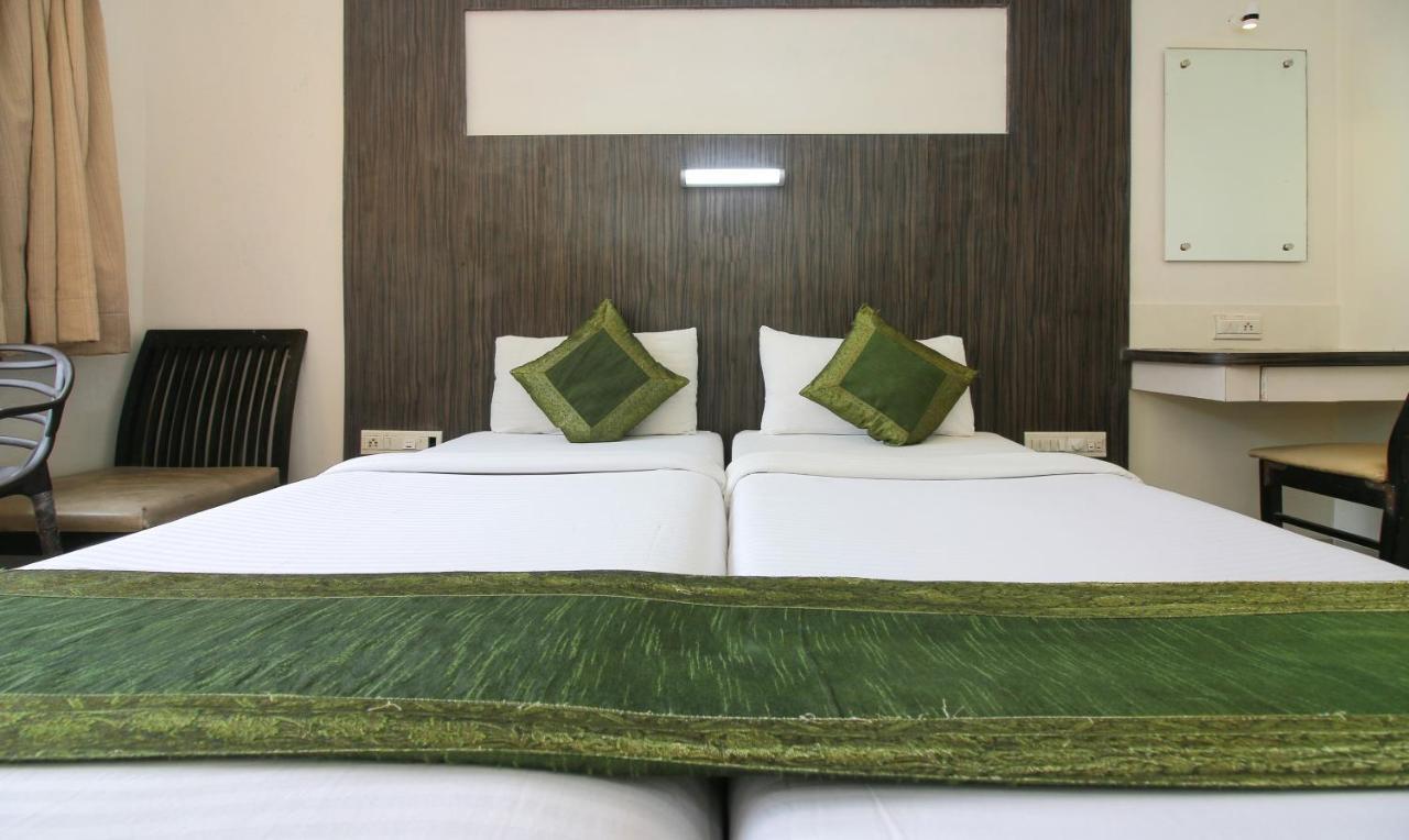 فندق Treebo Trend Golden Nest ثين المظهر الخارجي الصورة