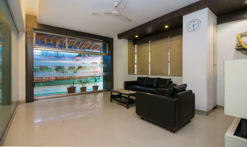 فندق Treebo Trend Golden Nest ثين المظهر الخارجي الصورة